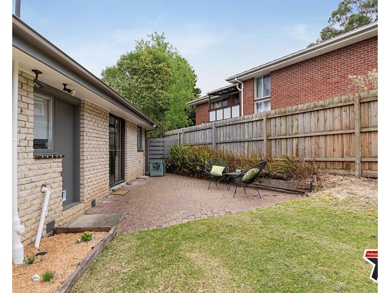 7 Iris Court, Mooroolbark VIC 3138