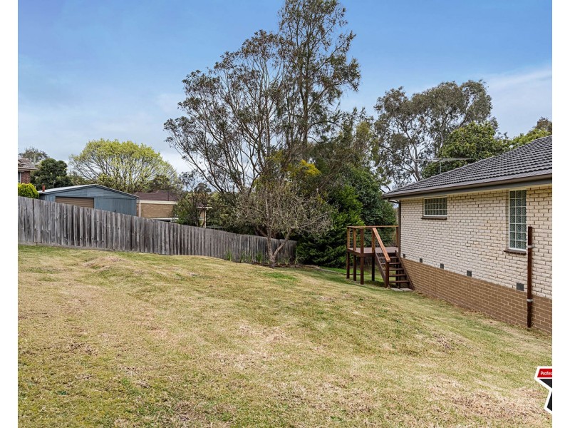 7 Iris Court, Mooroolbark VIC 3138