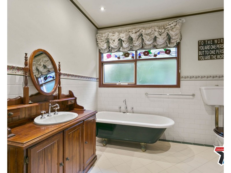 45 Lakeview Drive, Lilydale VIC 3140