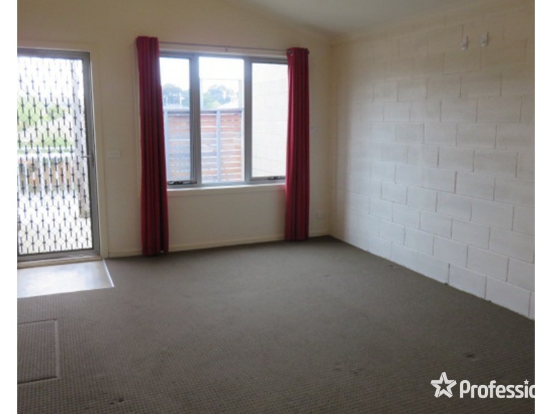 22/8-10 Mount View Parade, Mooroolbark VIC 3138