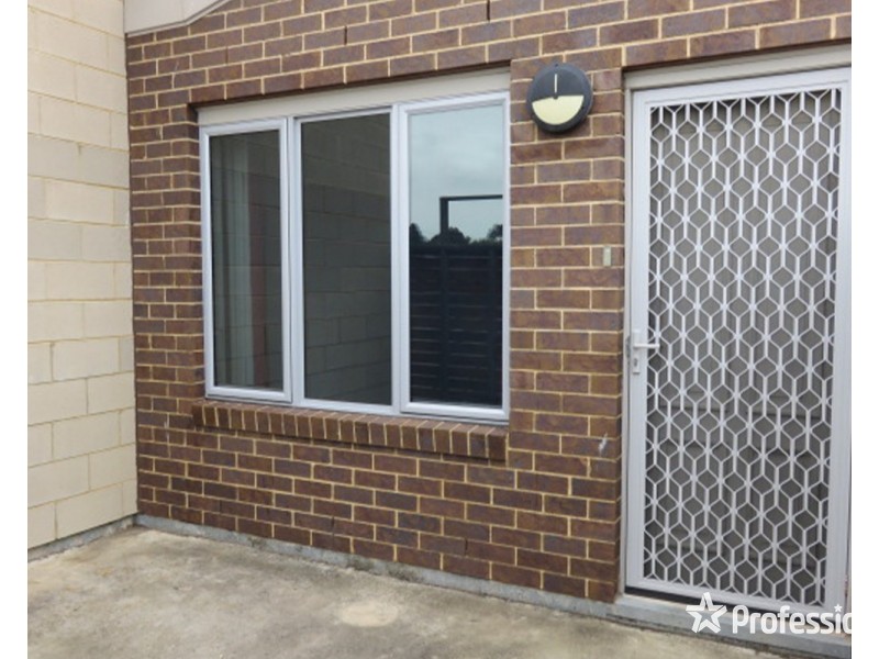 22/8-10 Mount View Parade, Mooroolbark VIC 3138