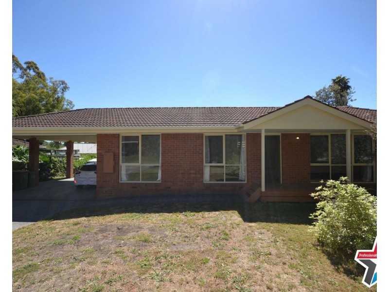 6/7 Read Road, Seville VIC 3139