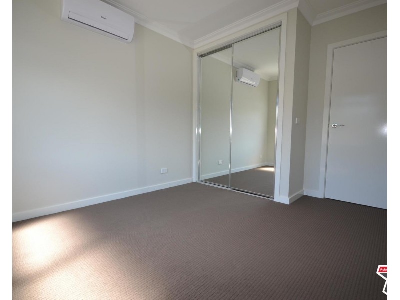 23a Manchester Road, Mooroolbark VIC 3138