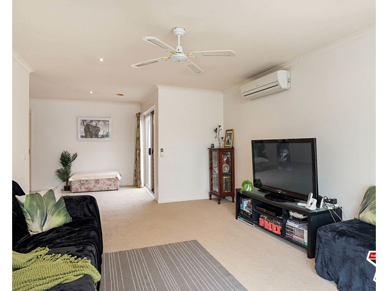 64 Billanook Way, Chirnside Park VIC 3116