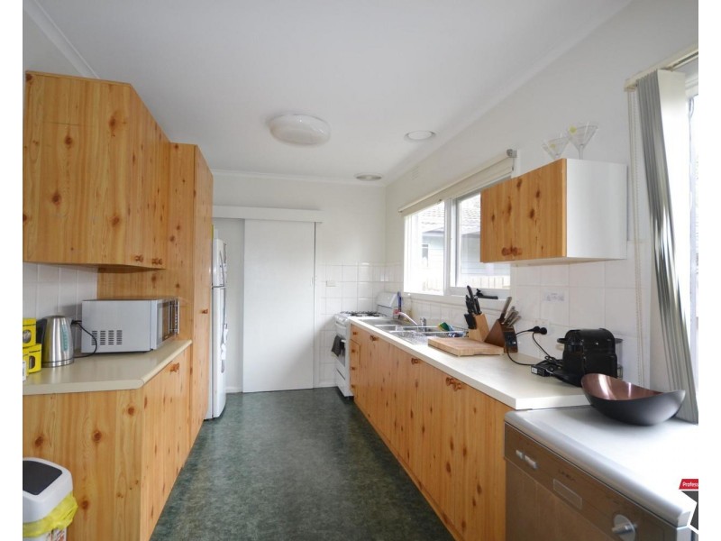 8 Shield Court, Kilsyth VIC 3137