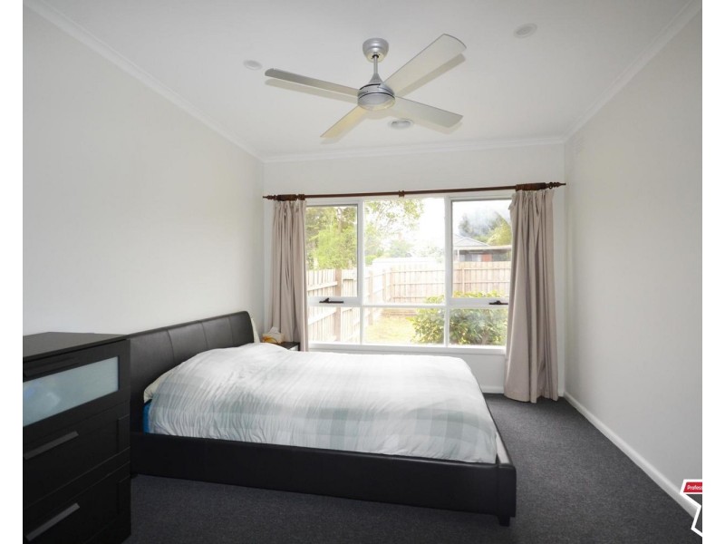 8 Shield Court, Kilsyth VIC 3137
