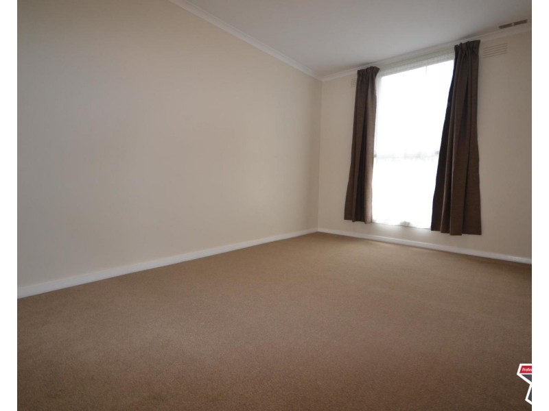 4/49 Diane Crescent, Croydon VIC 3136