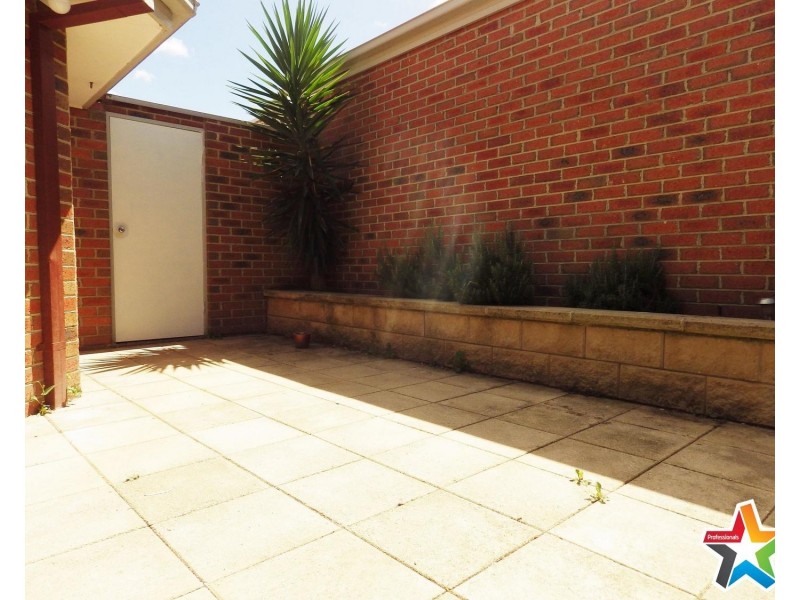 12/18-20 Louisa Street, Croydon VIC 3136