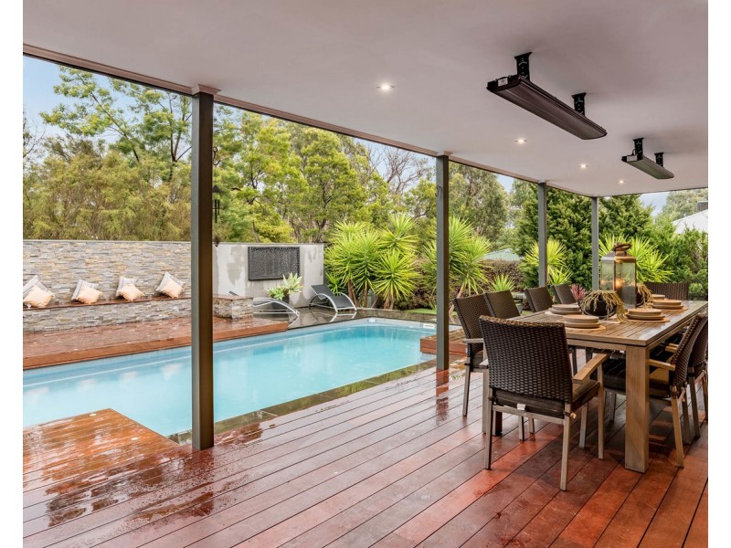 44 Valley Park Drive, Mooroolbark VIC 3138