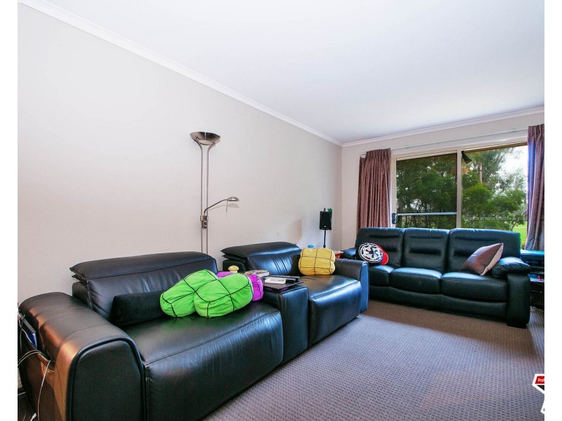 55a Esther Crescent, Mooroolbark VIC 3138