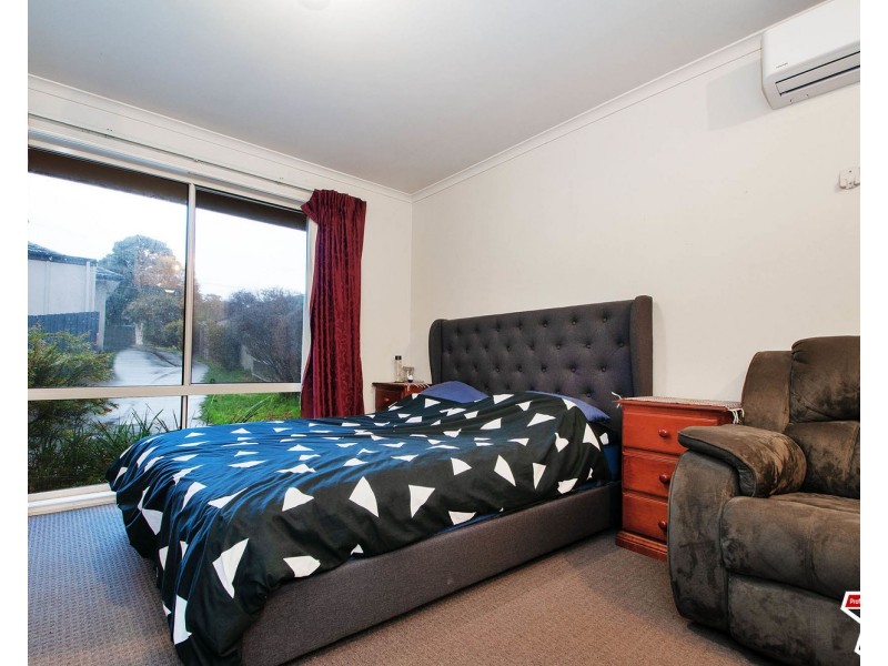 55a Esther Crescent, Mooroolbark VIC 3138