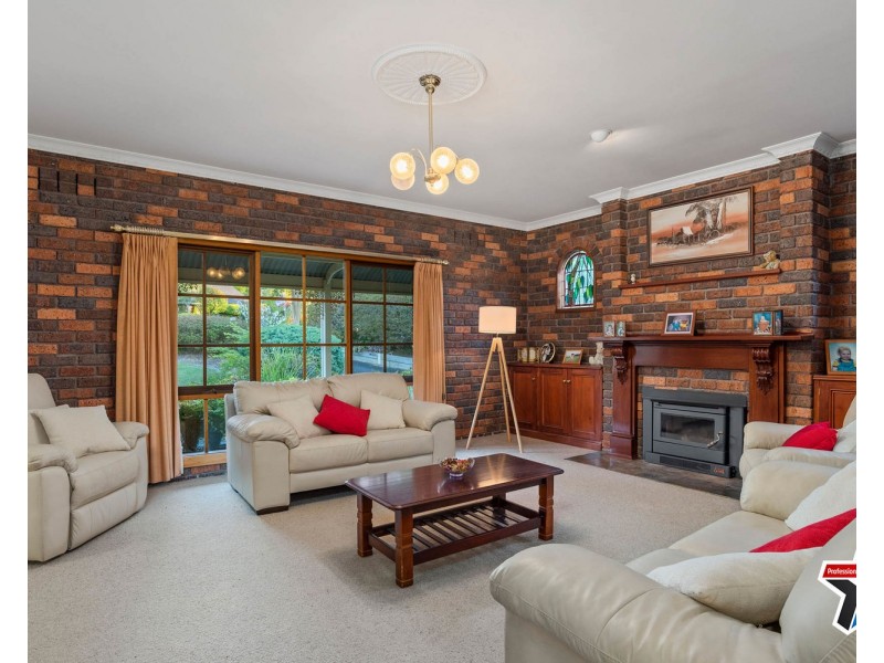 13 Chapman Court, Mooroolbark VIC 3138