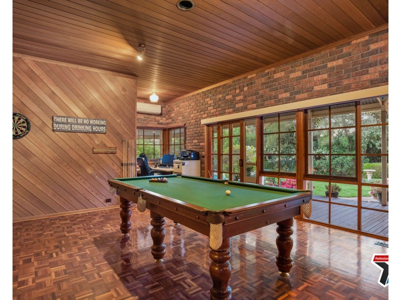 13 Chapman Court, Mooroolbark VIC 3138