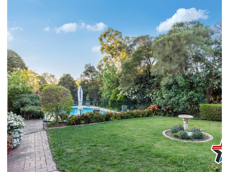 13 Chapman Court, Mooroolbark VIC 3138