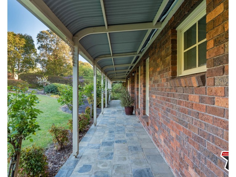 13 Chapman Court, Mooroolbark VIC 3138