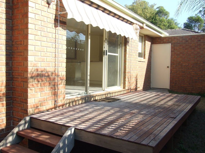 2/137 Cambridge Road, Mooroolbark VIC 3138