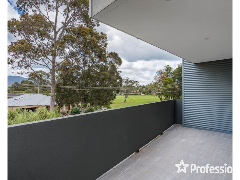 1/78 Croydondale Drive, Mooroolbark VIC 3138