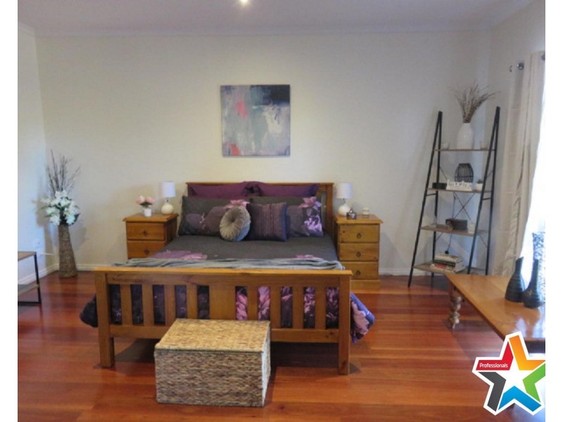 20 Masefield Avenue, Mooroolbark VIC 3138