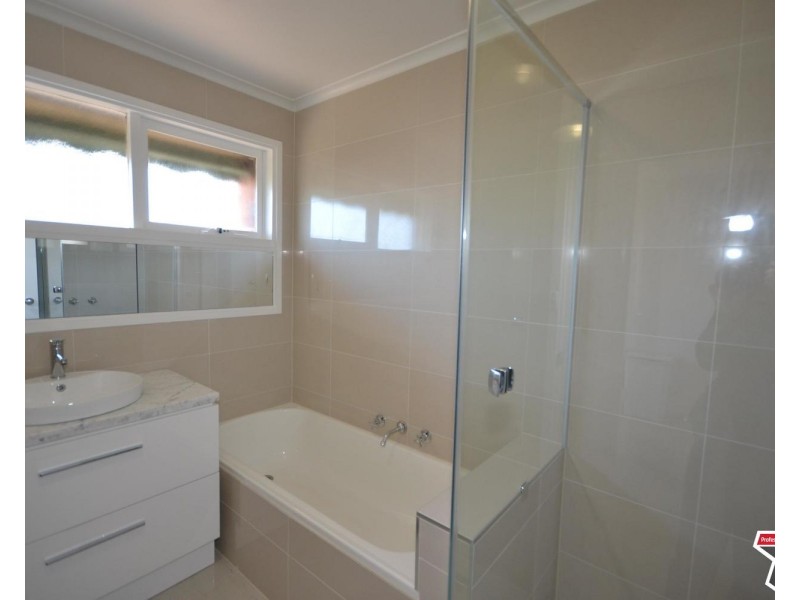 127 Wonga Road, Ringwood North VIC 3134