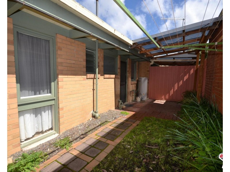 1/32 Liverpool Road, Kilsyth VIC 3137