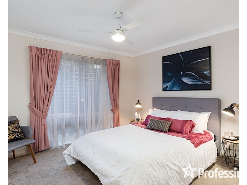 11a Edward Court, Croydon VIC 3136