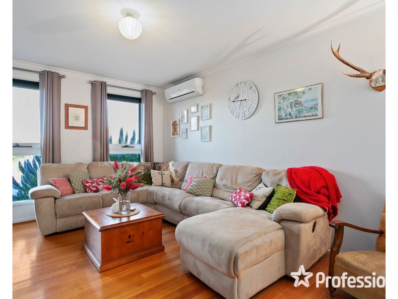 64 Birkenhead Drive, Kilsyth VIC 3137