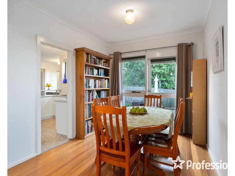 64 Birkenhead Drive, Kilsyth VIC 3137