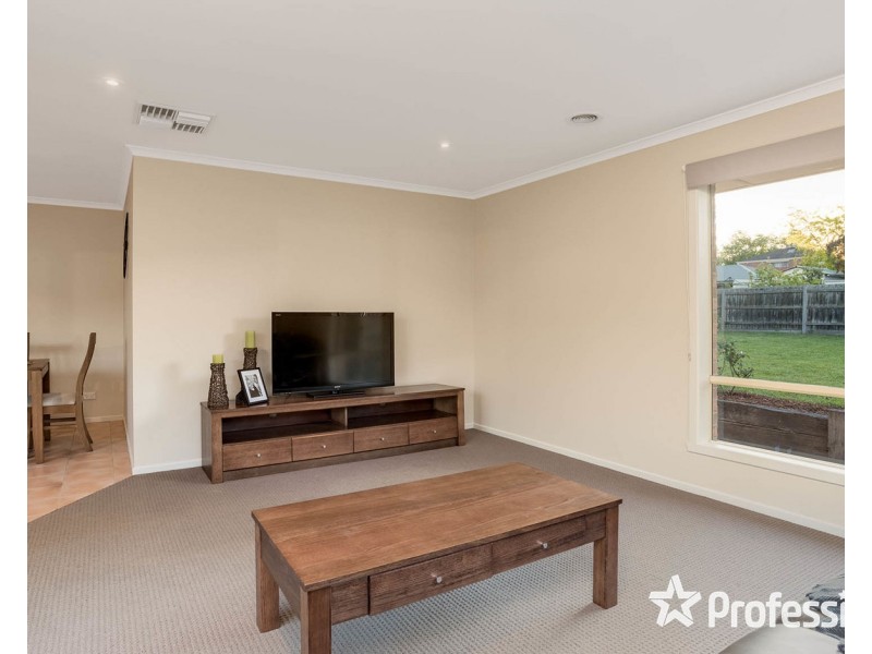 104 Nimblefoot Way, Lilydale VIC 3140