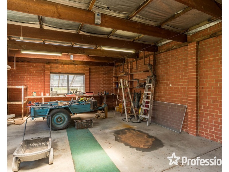 50 Cambridge Road, Kilsyth VIC 3137