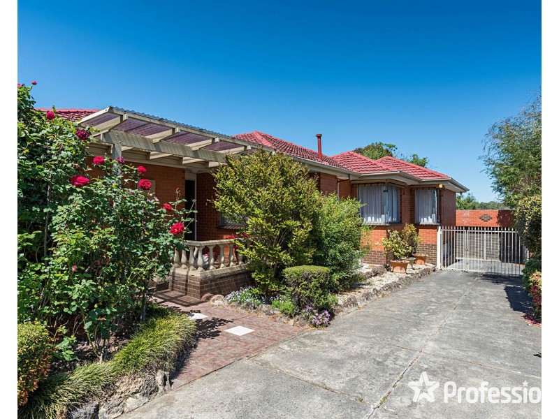 50 Cambridge Road, Kilsyth VIC 3137