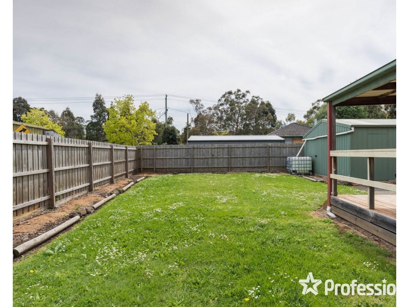 127 Carronvale Road, Mooroolbark VIC 3138