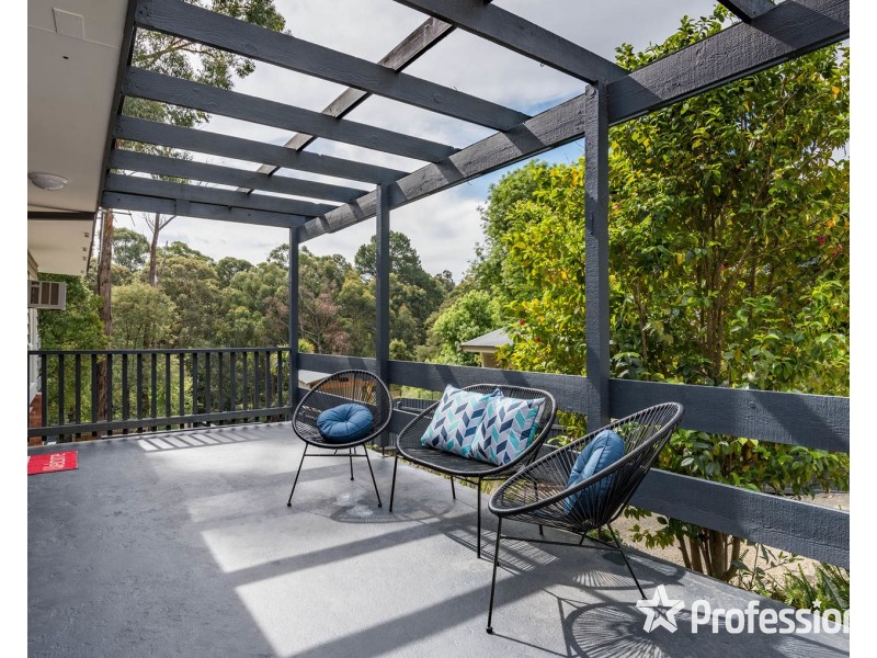 24 Priestley Crescent, Mount Evelyn VIC 3796