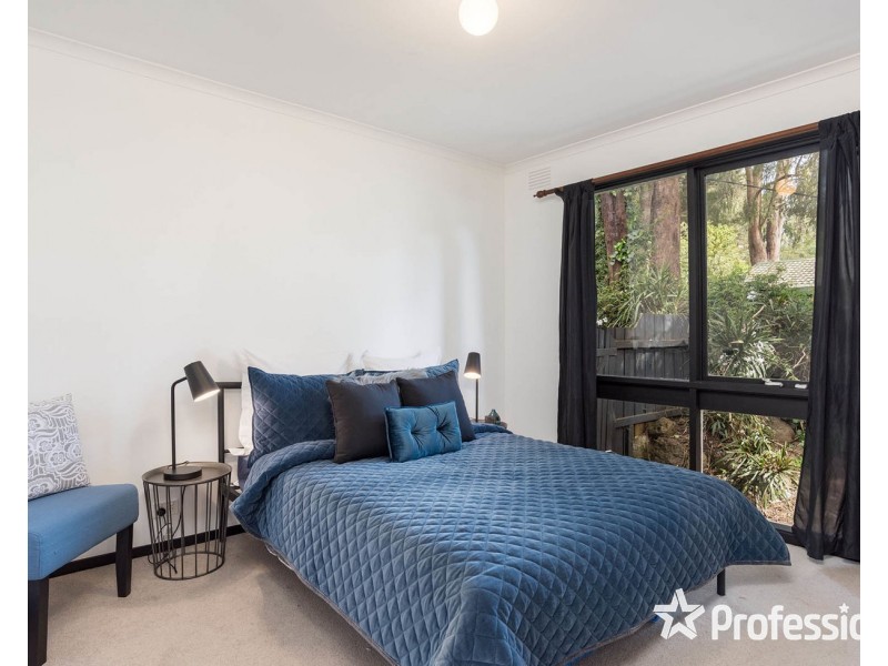 24 Priestley Crescent, Mount Evelyn VIC 3796