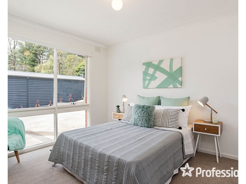24 Priestley Crescent, Mount Evelyn VIC 3796