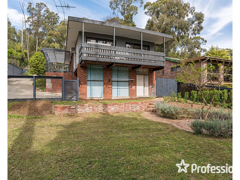 24 Priestley Crescent, Mount Evelyn VIC 3796