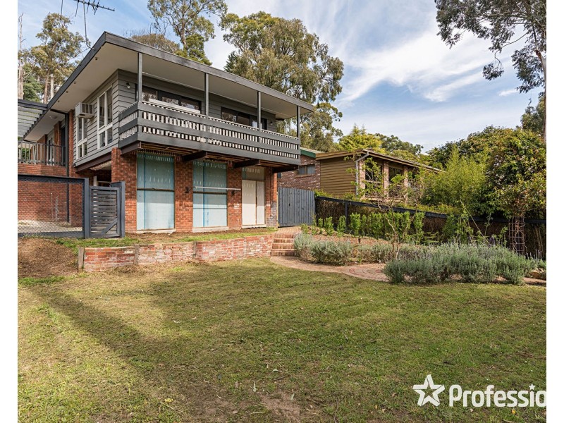 24 Priestley Crescent, Mount Evelyn VIC 3796