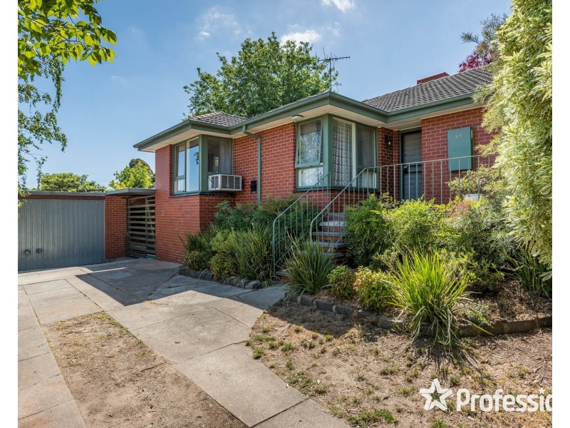 23 Marlow Street, Mooroolbark VIC 3138