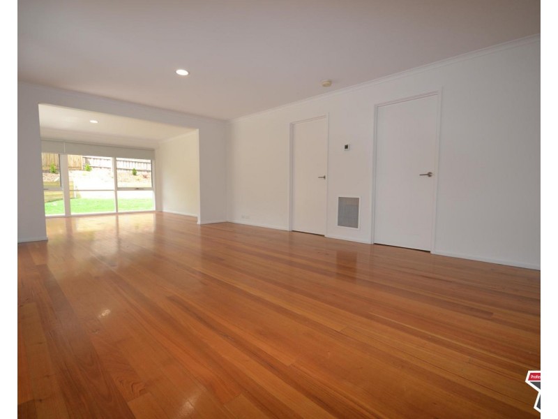 12 Tangermere Place, Lilydale VIC 3140