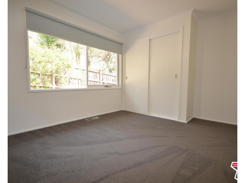 12 Tangermere Place, Lilydale VIC 3140