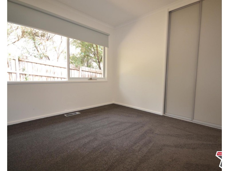 12 Tangermere Place, Lilydale VIC 3140