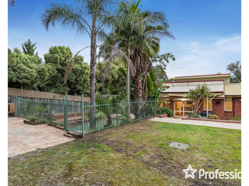 17 Graneby Rise, Mount Evelyn VIC 3796