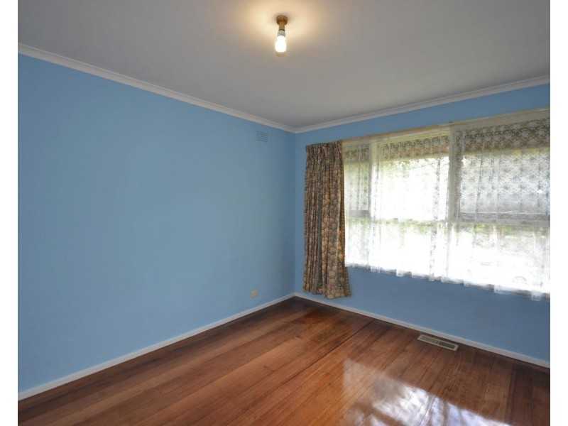 72 Croydondale Drive, Mooroolbark VIC 3138