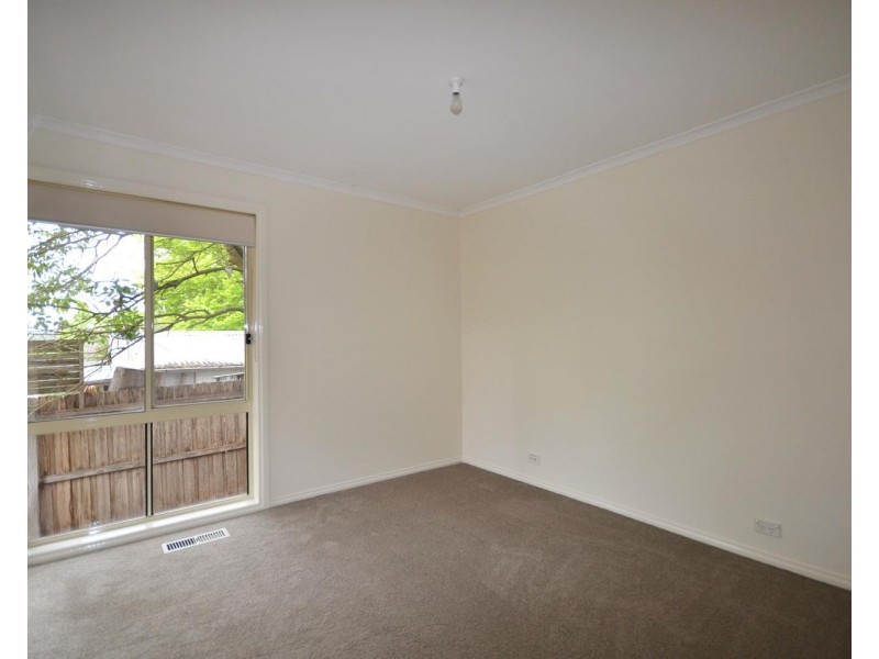 61 Pascoe Avenue, Kilsyth VIC 3137