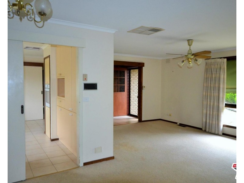 1 Wongala Way, Mooroolbark VIC 3138