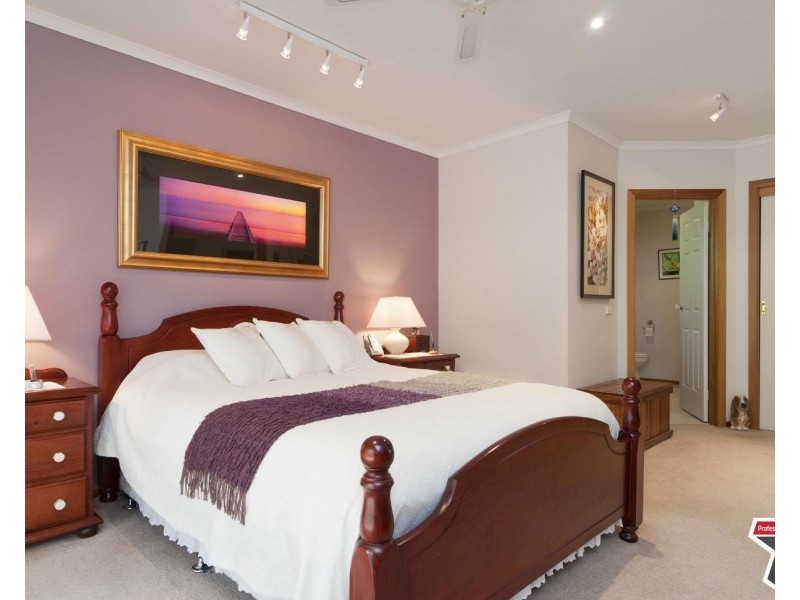 6 Chapman Court, Mooroolbark VIC 3138