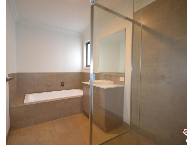 2 Lightwood Close, Kilsyth VIC 3137