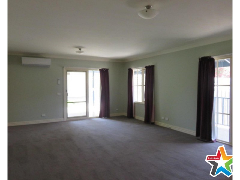 44A Ervin Road, Kilsyth VIC 3137