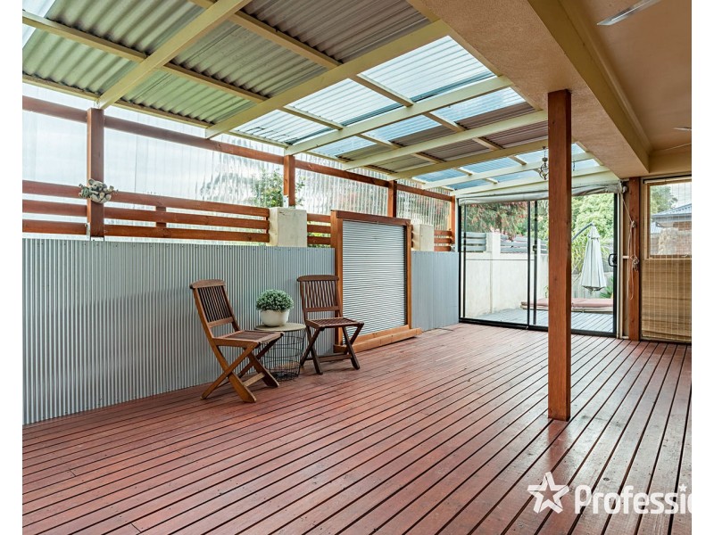 29a Ballantyne Crescent, Kilsyth VIC 3137