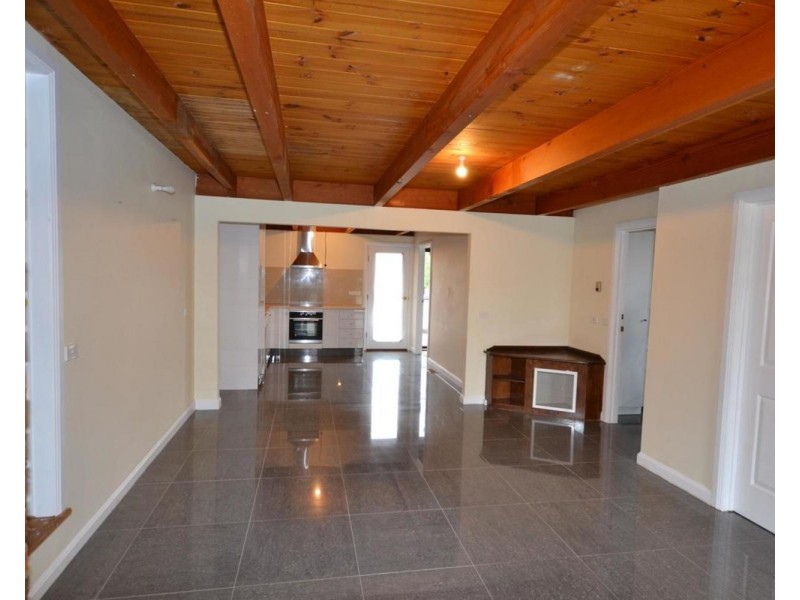 103a Alto Avenue, Croydon VIC 3136