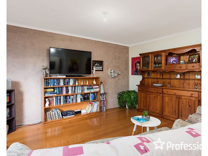 22a Greenslopes Drive, Mooroolbark VIC 3138